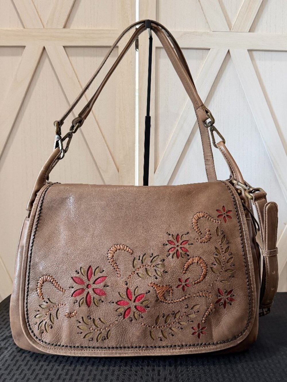 I. Malatesta Italy Genuine Leather Floral Cutout Convertible Shoulder Crossbody